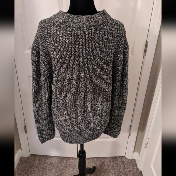 Karen Kane High Low Designed Black & White Tweed Sweater NWT MSRP $118 - Picture 4 of 7